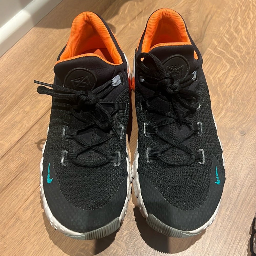 Men’s Nike Met Con.  Size 11